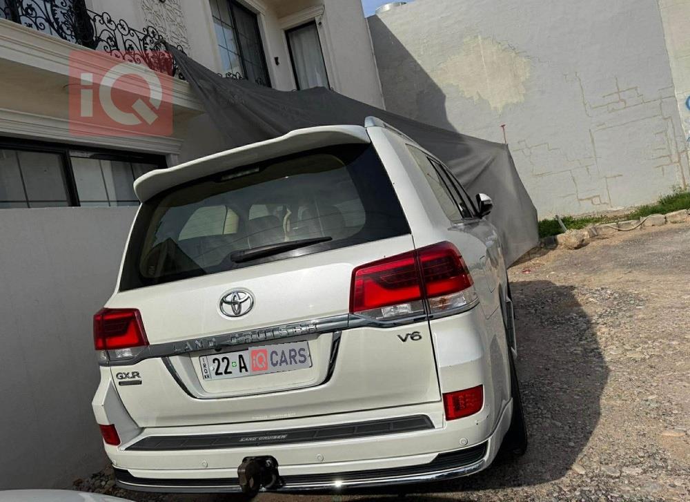 تويوتا لاندكروزر